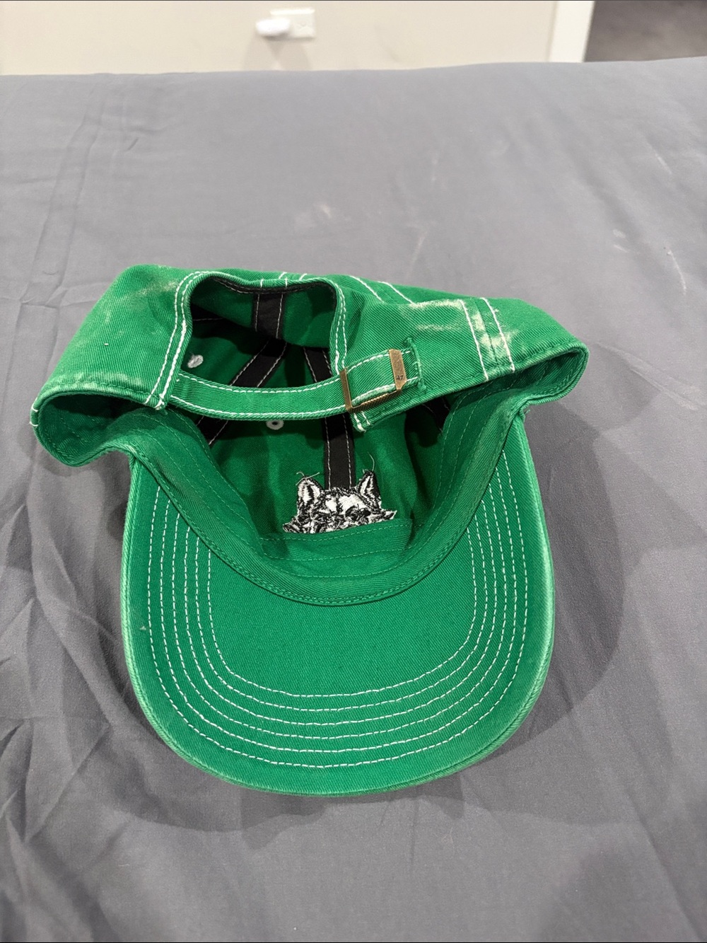 Chicago Wolves Baseball Hat - Picture 2 of 5